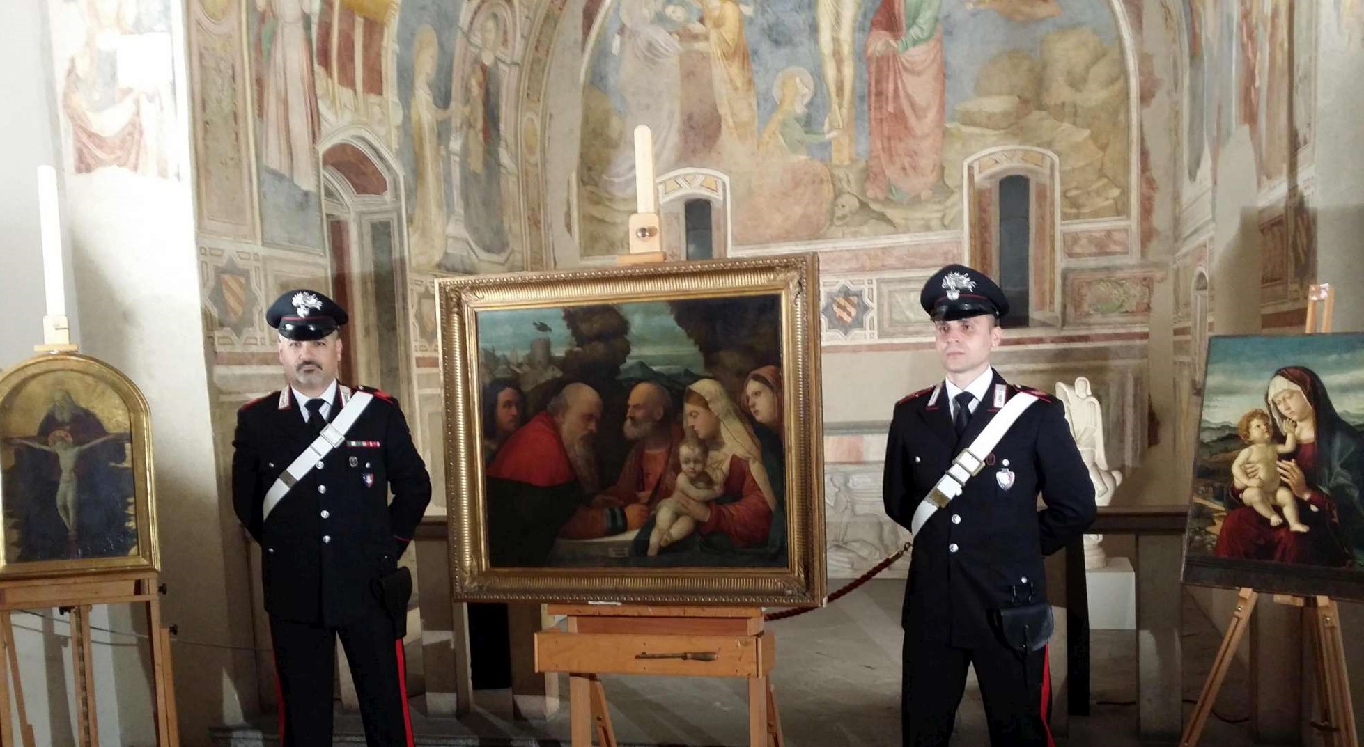 Carabinieri stolen art